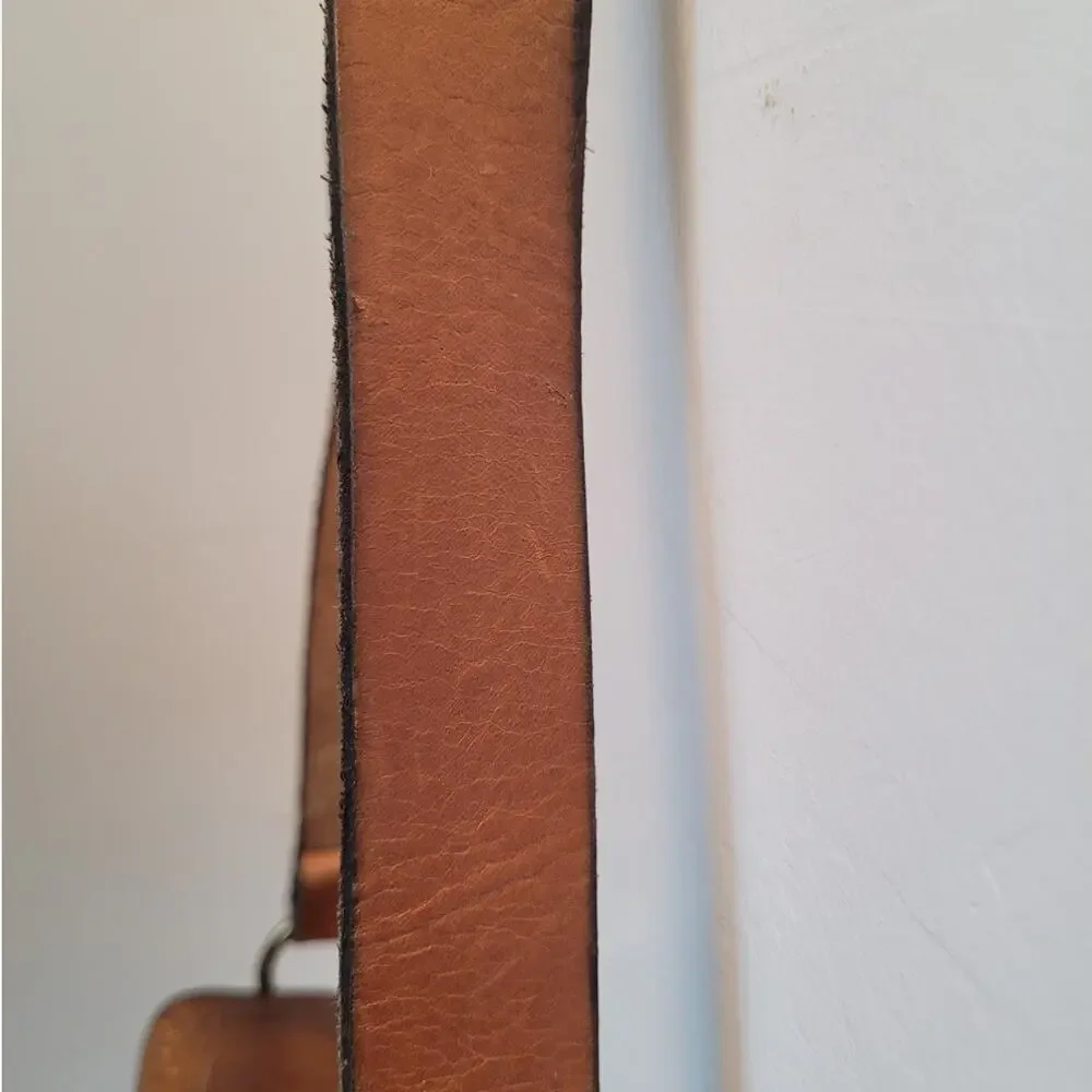 Seventies Tooled Leather Brown Shoulder Bag Boho Folk Charm Wanderer Retro Style